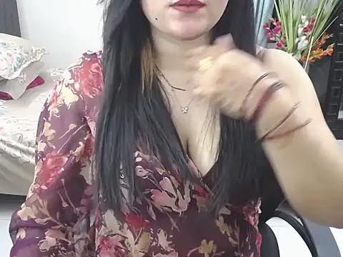 Snapshot of Ridiha_Pari chatting on June 2026 05:15:02 PM Ridiha Pari online show from June 2026 05:15:02 PM
