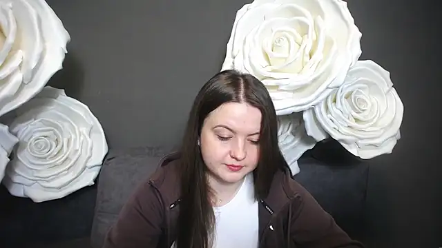 MavkaCute online show from September 2025 06:00:01 PM