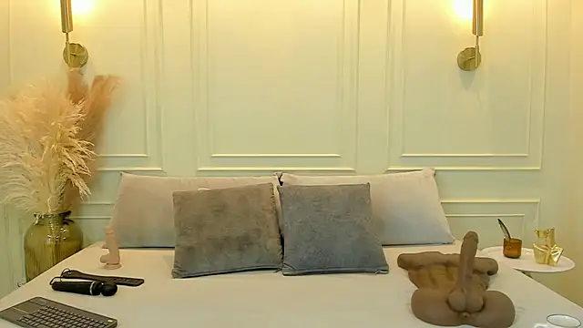 gabysanta  online show from November 2025 01:32:01 PM