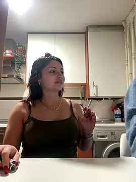 Snapshot of NoeliaGarcia17 chatting on January 2026 11:18:01 PM NoeliaGarcia17 online show from January 2026 11:18:01 PM