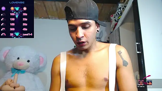 Snapshot of Angel_latinboy chatting on April 2026 03:16:02 PM Angel latinboy online show from April 2026 03:16:02 PM
