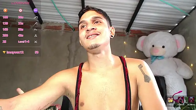 Snapshot of Angel_latinboy chatting on May 2026 03:40:01 PM Angel latinboy online show from May 2026 03:40:01 PM