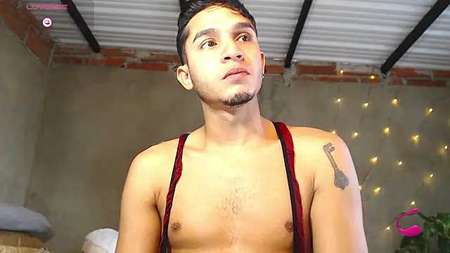 Snapshot of Angel_latinboy chatting on June 2026 02:28:02 PM Angel latinboy online show from June 2026 02:28:02 PM