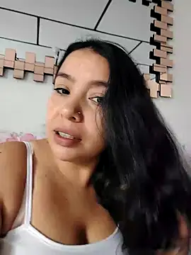 Anahibella online show from October 2025 06:08:02 PM