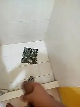 Snapshot of Davidhdz1988Jj chatting on September 2025 04:33:02 AM Davidhdz1988Jj online show from September 2025 04:33:02 AM