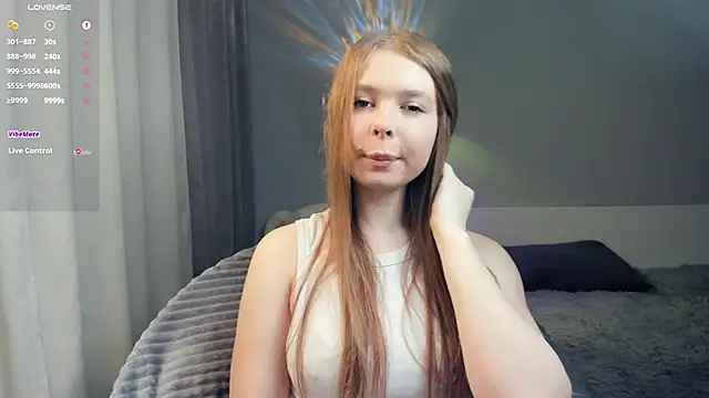 Snapshot of BelleDream chatting on September 2025 06:12:02 PM BelleDream online show from September 2025 06:12:02 PM