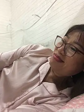 Snapshot of Vitamin_sexy chatting on March 2026 03:51:01 PM Vitamin sexy online show from March 2026 03:51:01 PM