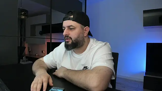 DravenPeak online show from April 2026 12:43:02 AM