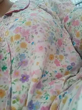 Snapshot of _Babyrose_ chatting on July 2026 05:00:02 AM Babyrose online show from July 2026 05:00:02 AM