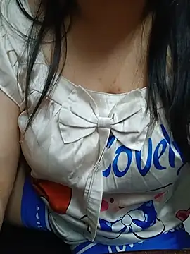 Snapshot of _Babyrose_ chatting on July 2026 05:09:01 PM Babyrose online show from July 2026 05:09:01 PM