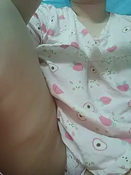 Snapshot of _Babyrose_ chatting on August 2026 04:42:02 PM Babyrose online show from August 2026 04:42:02 PM
