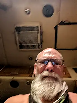 Deepinallthe online show from November 2025 10:24:01 PM