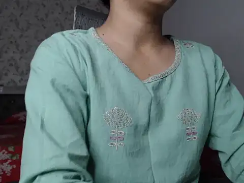 snow white123 online show from September 2025 08:01:02 PM