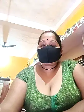 Snapshot of Hote_baby_ chatting on September 2025 05:51:01 AM Hote baby online show from September 2025 05:51:01 AM