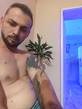 papichulo0099 online show from October 2025 01:35:01 AM