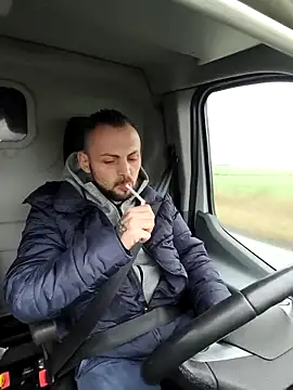 papichulo0099 online show from December 2025 07:05:01 AM