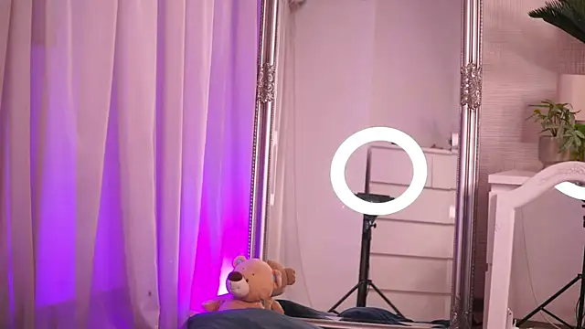 ChloeObril online show from October 2025 04:55:02 AM