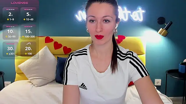 Joan Nelson online show from February 2026 01:24:02 AM