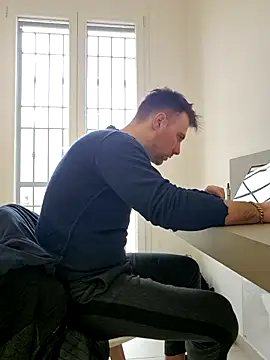 Snapshot of mrlyuis chatting on January 2026 10:19:02 AM mrlyuis online show from January 2026 10:19:02 AM