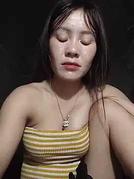 Snapshot of TinTim02 chatting on May 2026 08:37:01 PM TinTim02 online show from May 2026 08:37:01 PM