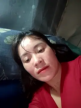 Snapshot of TinTim02 chatting on May 2026 11:42:01 PM TinTim02 online show from May 2026 11:42:01 PM