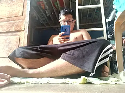 Kj Gigolo online show from April 2026 01:22:01 PM