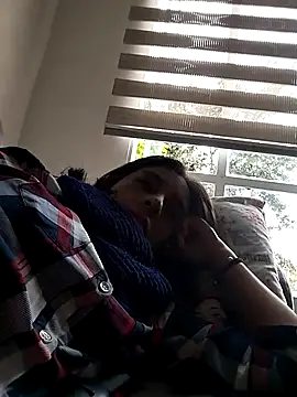 Snapshot of MiaAmore_ chatting on September 2025 03:00:02 PM MiaAmore  online show from September 2025 03:00:02 PM