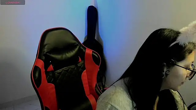 lilitth777 online show from September 2025 12:21:01 AM