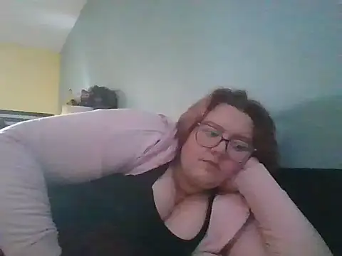 Snapshot of XEmoxkittyx chatting on July 2026 04:45:02 PM XEmoxkittyx online show from July 2026 04:45:02 PM