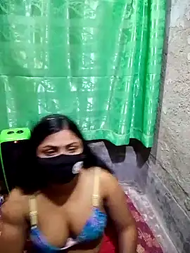 Mistompa24 online show from December 2025 04:51:01 AM