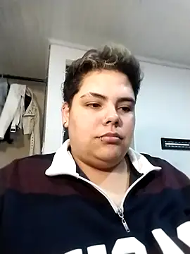 Snapshot of Hailey_Curvy chatting on November 2025 10:56:02 PM Hailey Curvy online show from November 2025 10:56:02 PM