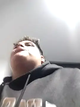 Snapshot of Hailey_Curvy chatting on November 2025 03:05:01 AM Hailey Curvy online show from November 2025 03:05:01 AM