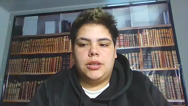 Snapshot of Hailey_Curvy chatting on November 2025 11:09:02 AM Hailey Curvy online show from November 2025 11:09:02 AM