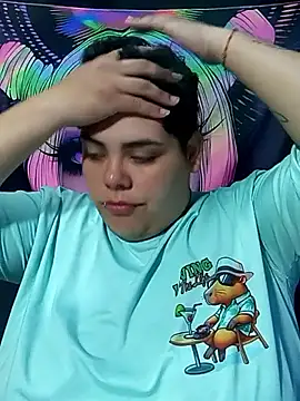 Snapshot of Hailey_Curvy chatting on December 2025 12:12:01 PM Hailey Curvy online show from December 2025 12:12:01 PM