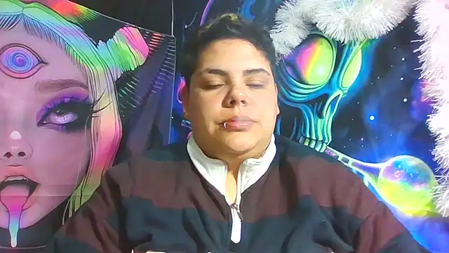 Snapshot of Hailey_Curvy chatting on December 2025 01:35:02 AM Hailey Curvy online show from December 2025 01:35:02 AM