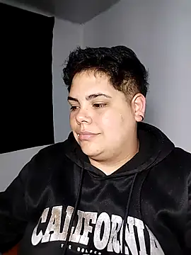 Snapshot of Hailey_Curvy chatting on February 2026 05:14:01 AM Hailey Curvy online show from February 2026 05:14:01 AM