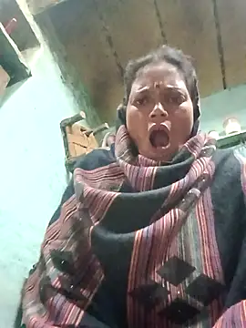 Dikchahot online show from December 2025 08:25:01 PM