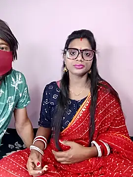 Snapshot of Mohini_Josh069 chatting on September 2025 10:11:02 PM Mohini Josh069 online show from September 2025 10:11:02 PM