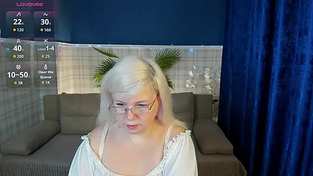 Hella Fabel online show from January 2026 01:10:02 AM