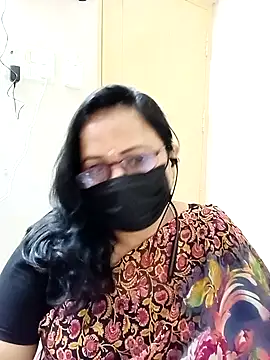 Snapshot of Ananya_flower chatting on September 2025 05:47:02 PM Ananya flower online show from September 2025 05:47:02 PM