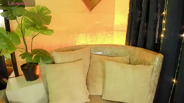 Valery Brand online show from April 2026 11:48:01 AM