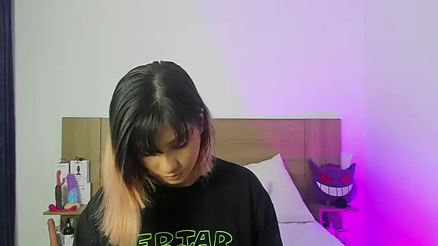 Snapshot of Akatsumi_ chatting on September 2025 11:15:01 PM Akatsumi  online show from September 2025 11:15:01 PM