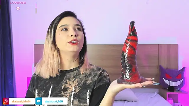 Akatsumi  online show from November 2025 12:54:02 AM