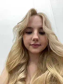 Sky Cutie online show from September 2025 04:38:02 AM