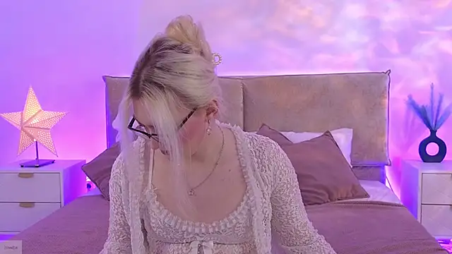 Jules night online show from February 2026 09:21:01 PM