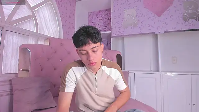 Dani rivass online show from December 2025 01:28:02 PM