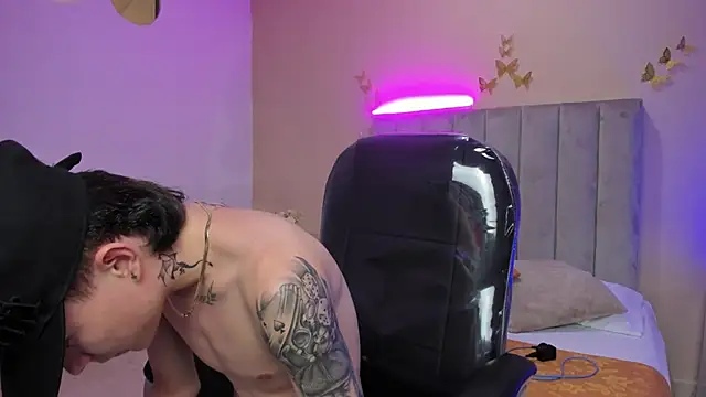 Nascary Fox online show from February 2026 07:32:02 PM