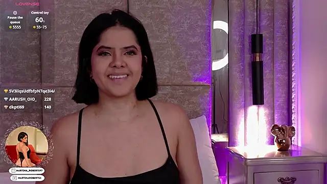 Martina-Roberts- online show from November 2025 04:01:02 AM