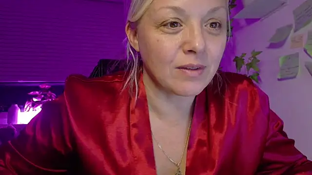 Linsy Kim online show from March 2026 10:18:01 PM