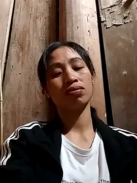 misa 00 online show from November 2025 03:01:01 AM